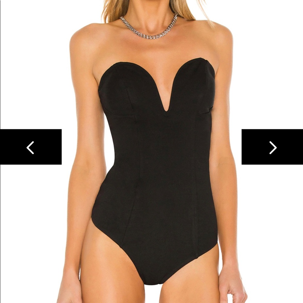 Superdown Gianna sweetheart bodysuit XS